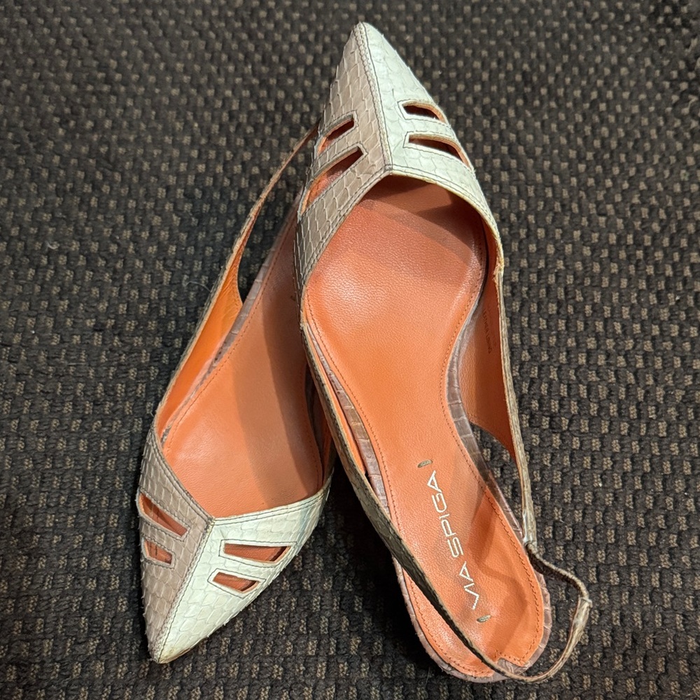 Genuine Python Snakeskin Via Spiga Women's Kitten Heels size 7 EUC